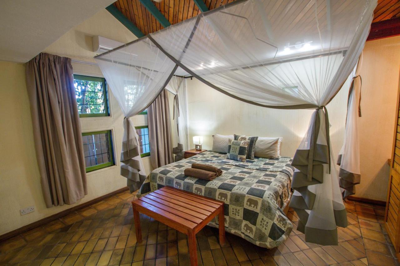 Flatdog Lodge Air Terjun Victoria Bagian luar foto